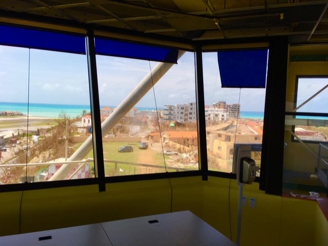 ric isarin sxm st maarten airport TNCM (25)