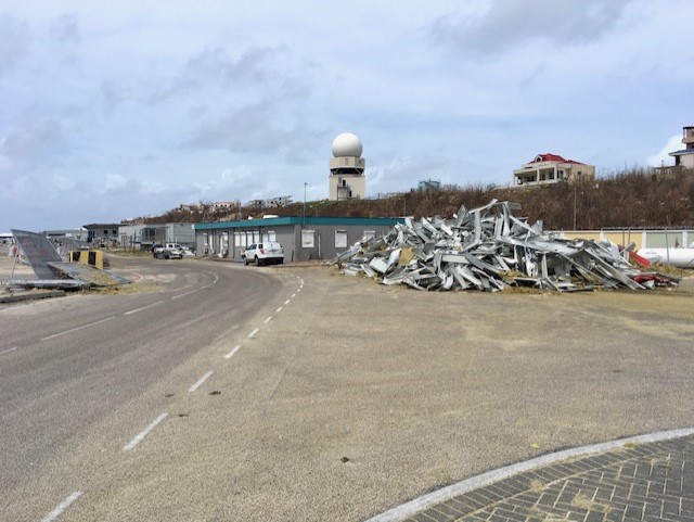ric isarin sxm st maarten airport TNCM (3)