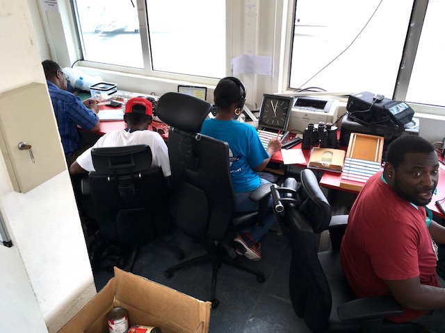 ric isarin sxm st maarten airport TNCM (5)